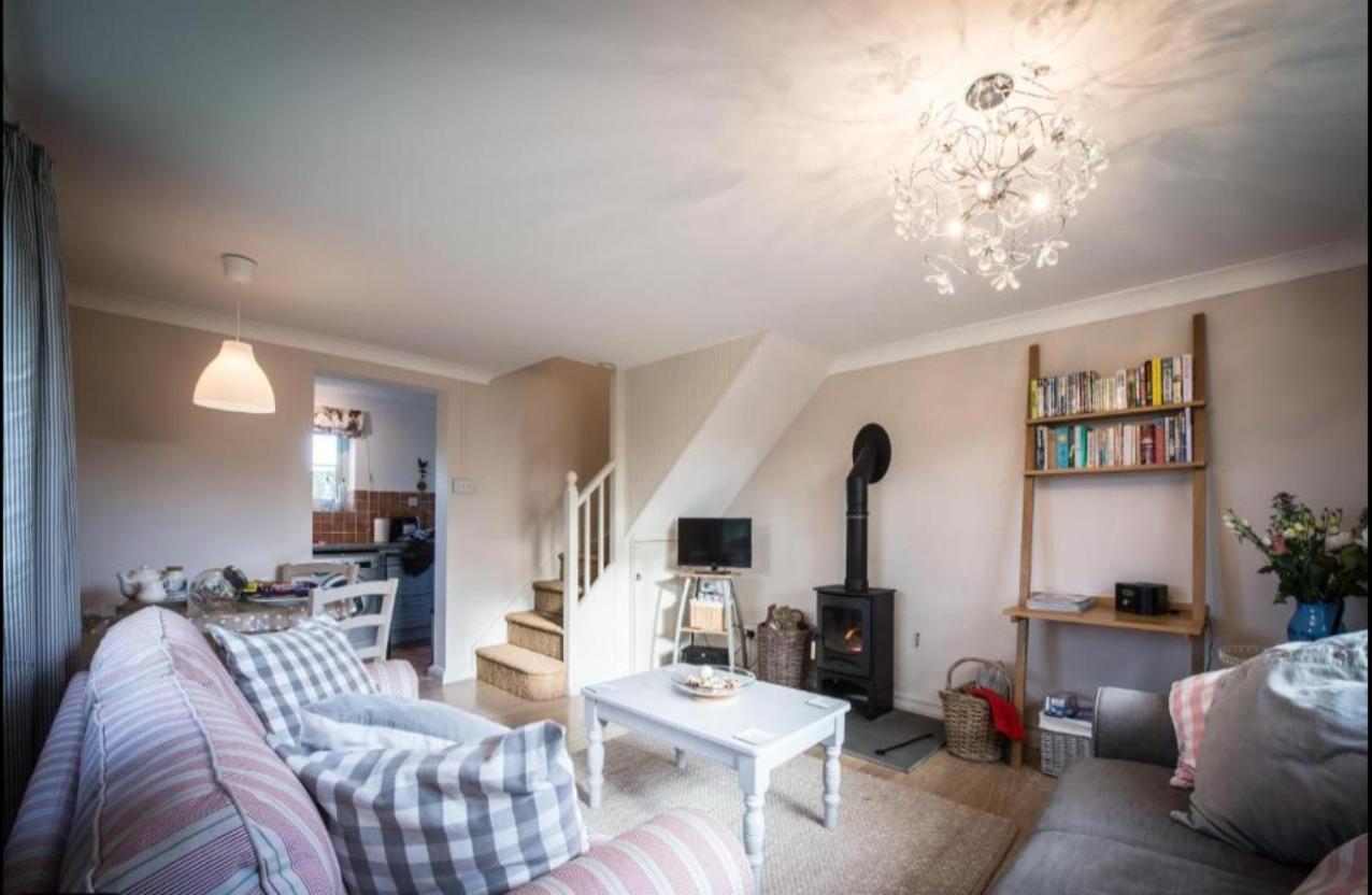 Dreamy Suffolk Country Cottage Escape Aldeby エクステリア 写真